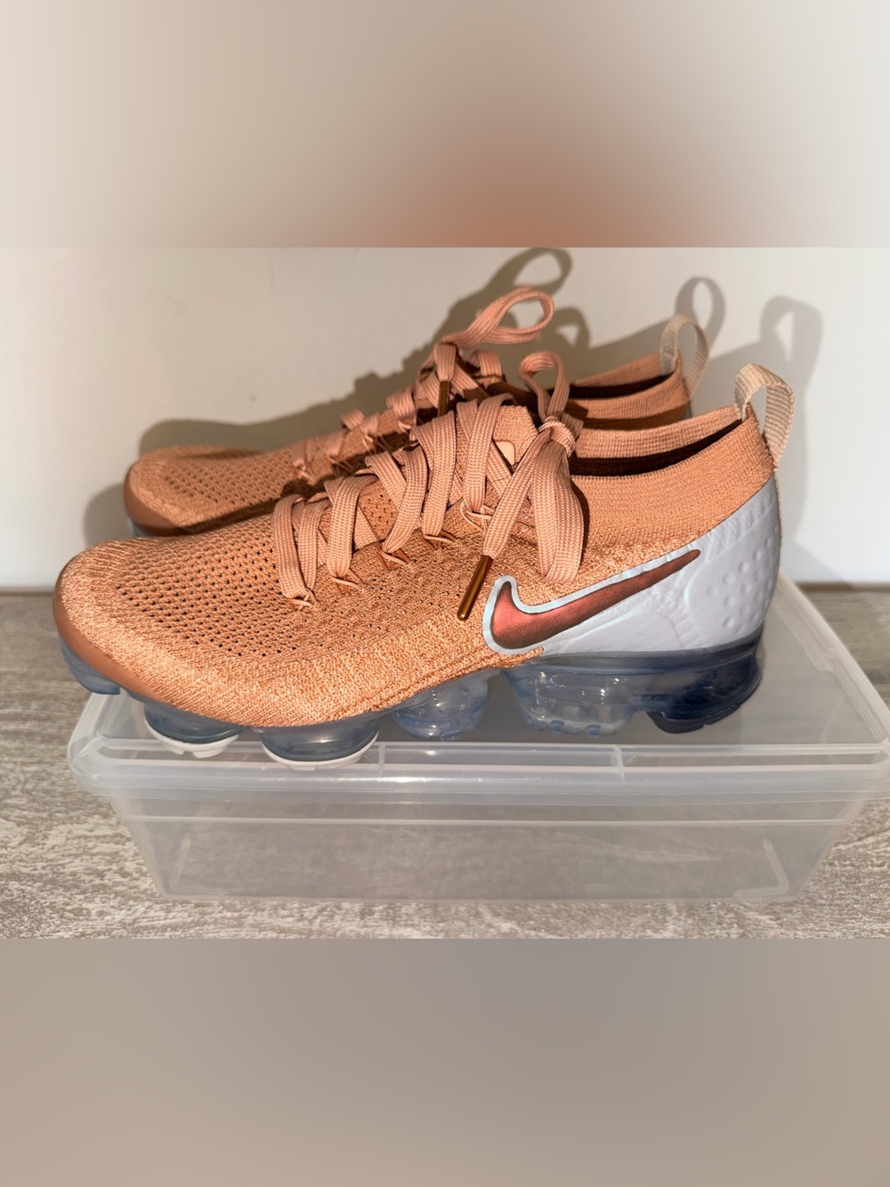 New Nike Air Vapormax Flyknit 2 Rose Gold/Bio-Beige 942843-602 Size 9(W)/7.5(M) - Picture 4 of 9